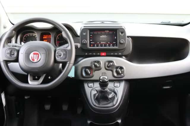 Fiat Panda (2022) thumbnail 13