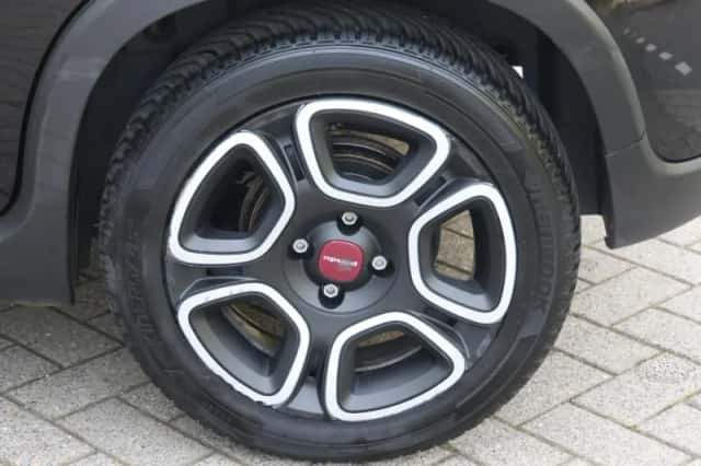 Fiat Panda (2022) thumbnail 19