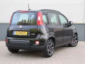 Fiat Panda (2022) thumbnail 3