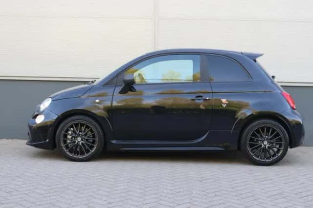 Abarth 595 (2021) thumbnail 2