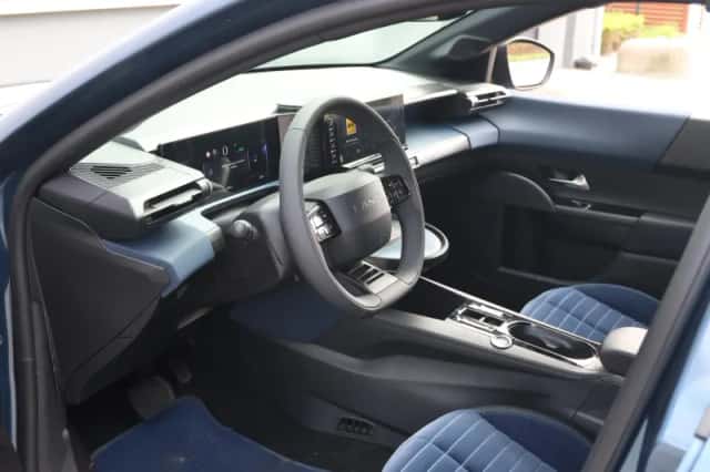 Lancia Ypsilon (2025) thumbnail 11