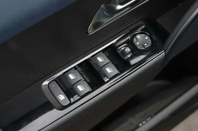 Lancia Ypsilon (2025) thumbnail 24