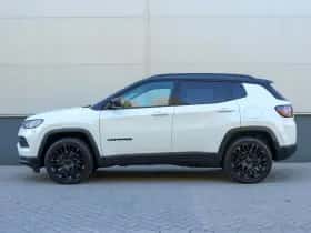 Jeep Compass (2023) thumbnail 2