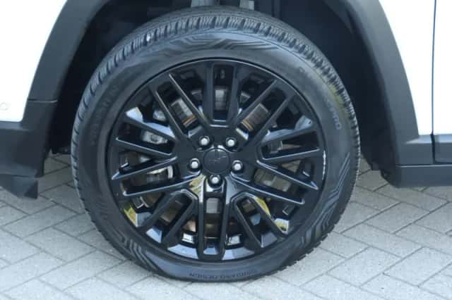 Jeep Compass (2023) thumbnail 18