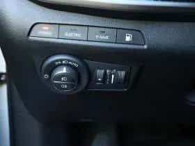 Jeep Compass (2023) thumbnail 21