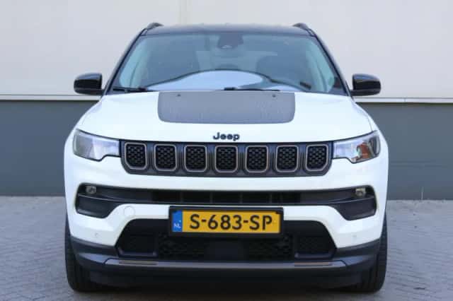 Jeep Compass (2023) thumbnail 36