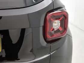 Jeep Renegade (2023) thumbnail 31