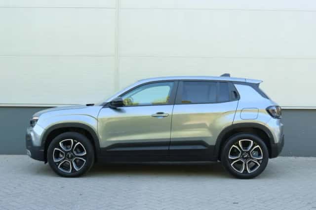 Jeep Avenger (2025) thumbnail 2