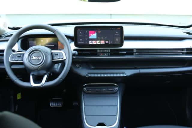 Jeep Avenger (2025) thumbnail 13