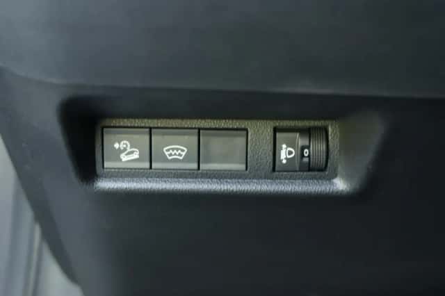 Jeep Avenger (2025) thumbnail 25