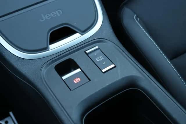 Jeep Avenger (2025) thumbnail 39