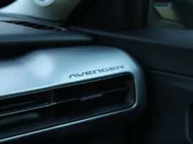 Jeep Avenger (2025) thumbnail 40