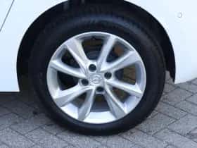 Opel Corsa (2023) thumbnail 21