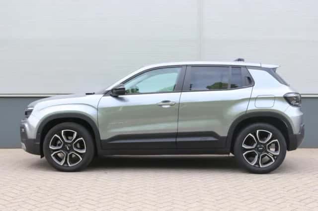 Jeep Avenger (2025) thumbnail 2