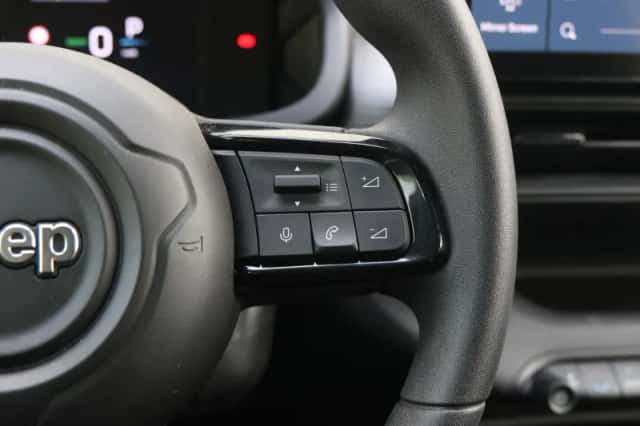 Jeep Avenger (2025) thumbnail 24