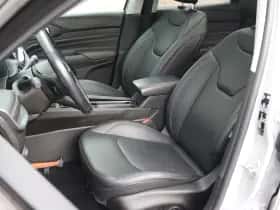 Jeep Compass (2023) thumbnail 15