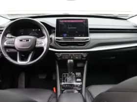 Jeep Compass (2023) thumbnail 16