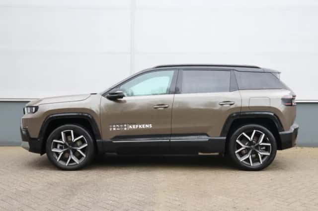 Jeep Compass (2026) thumbnail 2