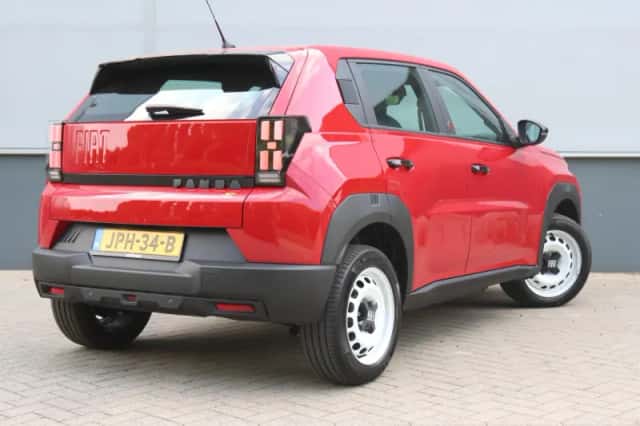 Fiat Grande Panda (2025) thumbnail 3