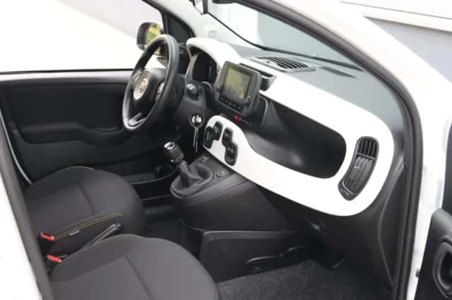 Fiat Panda (2025) thumbnail 9