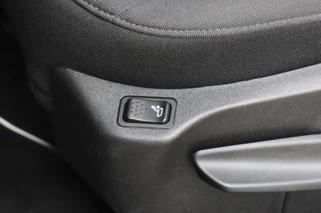 Jeep Renegade (2021) thumbnail 12