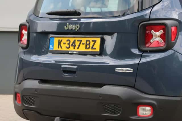 Jeep Renegade (2021) thumbnail 7