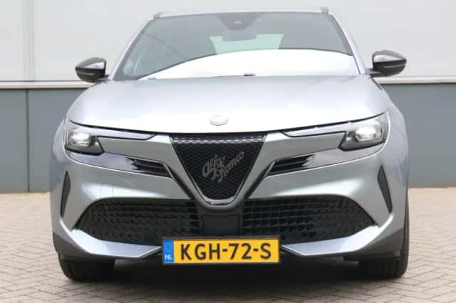 Alfa Romeo Junior (2025) thumbnail 3