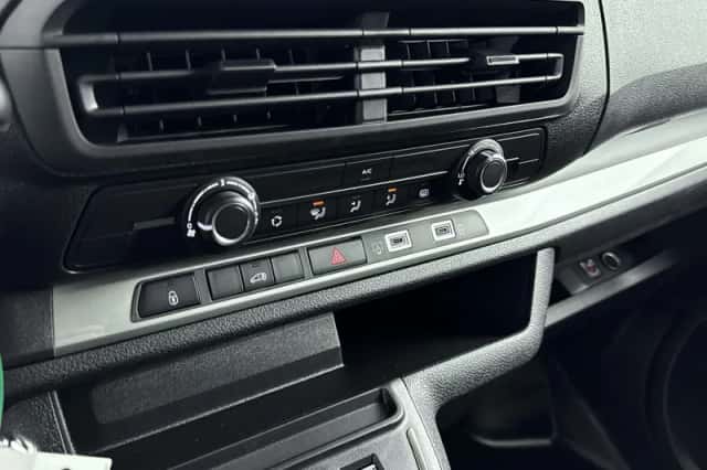 Peugeot E-Expert (2025) thumbnail 10