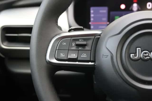 Jeep Avenger (2025) thumbnail 24