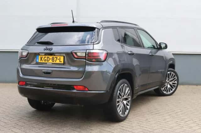 Jeep Compass (2025) thumbnail 3