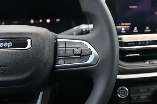 Jeep Compass (2025) thumbnail 27