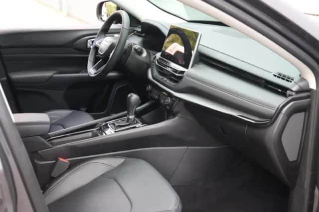 Jeep Compass (2025) thumbnail 9