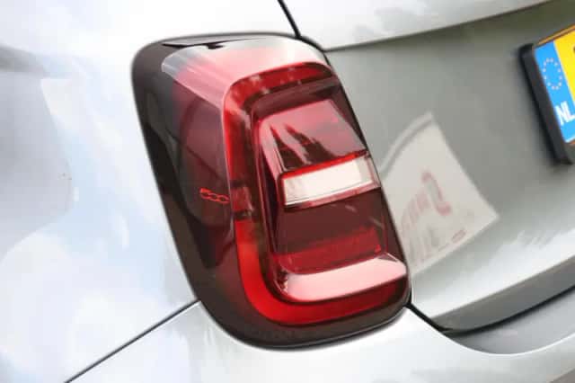 Fiat 500 (2022) thumbnail 18
