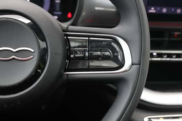 Fiat 500 (2022) thumbnail 25