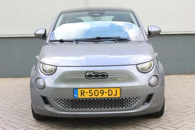 Fiat 500e (2022) thumbnail 6
