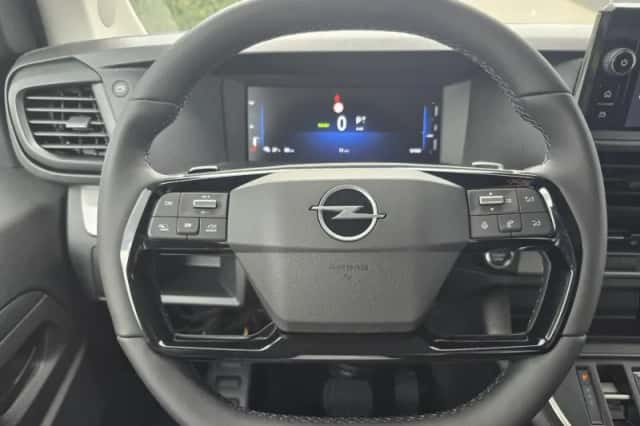 Opel Vivaro-e (2025) thumbnail 11