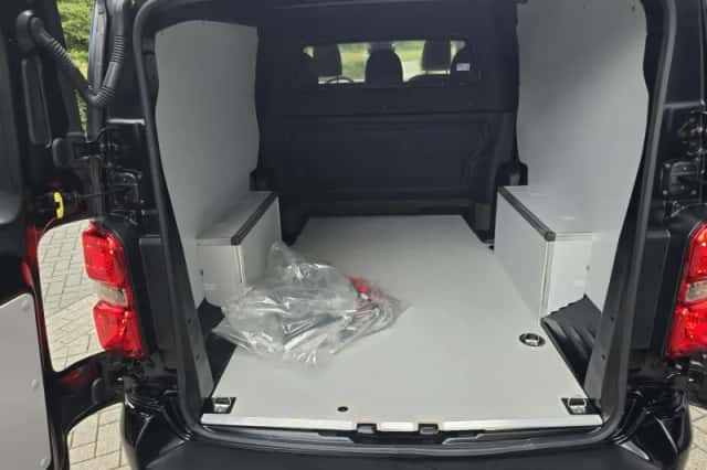 Opel Vivaro-e (2025) thumbnail 17