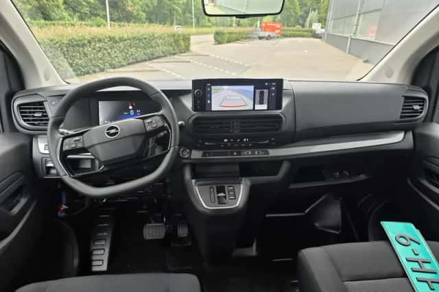 Opel Vivaro-e (2025) thumbnail 9