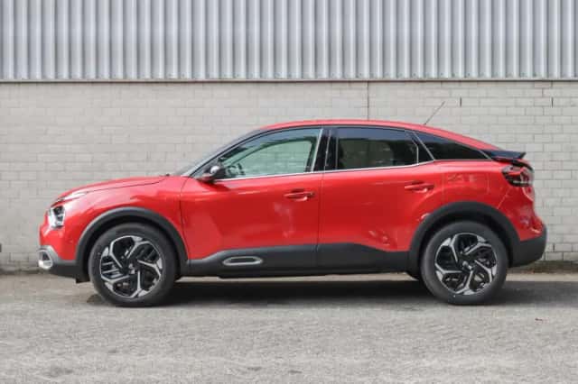 Citroën C4 (2023) thumbnail 2
