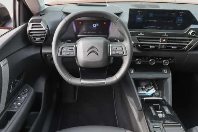 Citroën C4 (2023) thumbnail 5