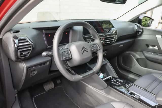 Citroën C4 (2023) thumbnail 6