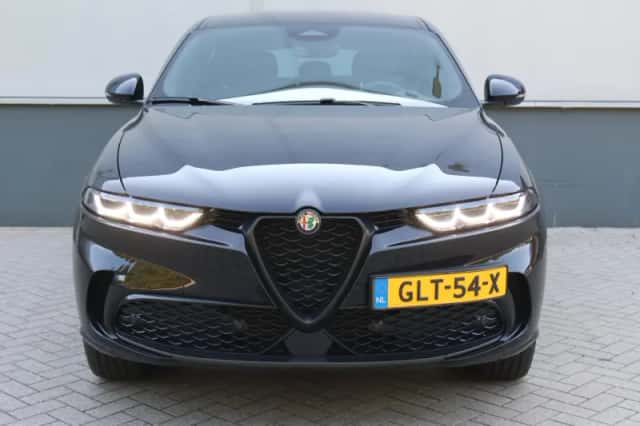 Alfa Romeo Tonale (2024) thumbnail 3