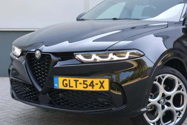 Alfa Romeo Tonale (2024) thumbnail 4