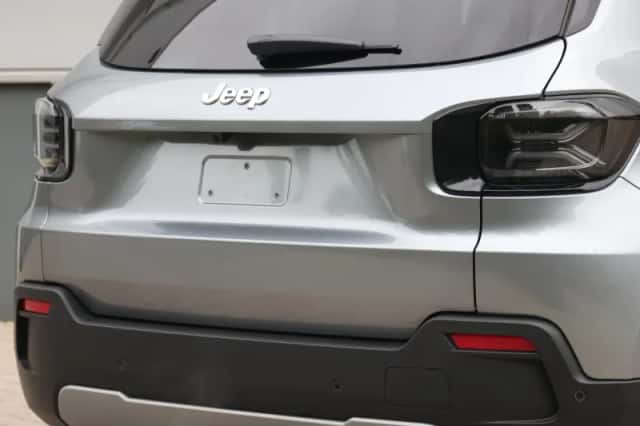 Jeep Avenger (2026) thumbnail 6
