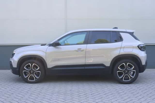 Jeep Avenger (2025) thumbnail 2
