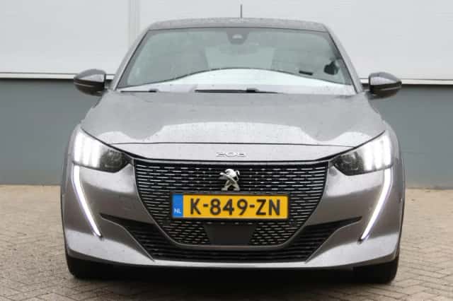 Peugeot 208 (2021) thumbnail 4