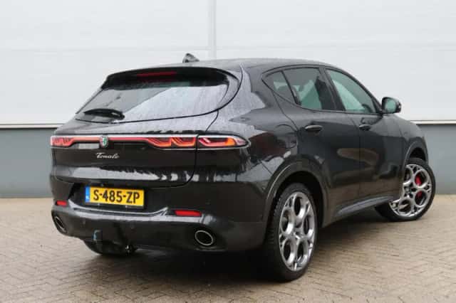 Alfa Romeo Tonale (2023) thumbnail 3