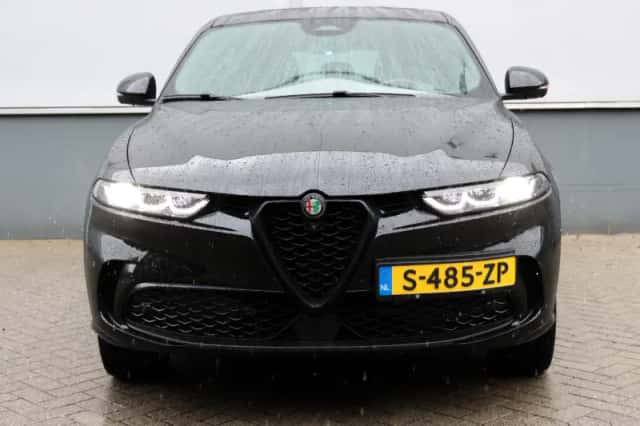 Alfa Romeo Tonale (2023) thumbnail 5