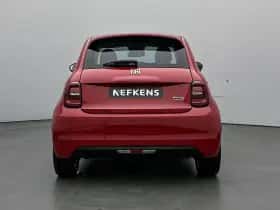 Fiat 500 (2024) thumbnail 6