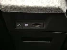 Peugeot 3008 (2024) thumbnail 11